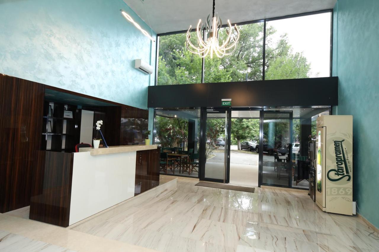 Hotel Delfin Mamaia Dış mekan fotoğraf